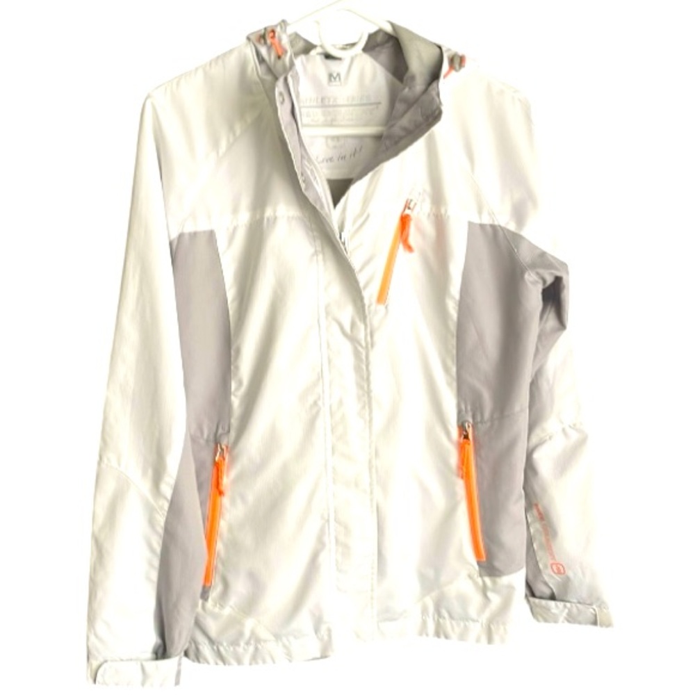 Free Country Jacket White and Grey Jacket with Orange Accents.